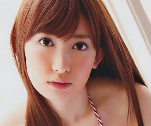 小嶋陽菜.jpg